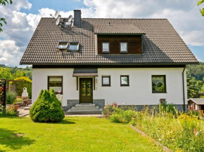 Garden View Apartment in Erzgebirge near Forest